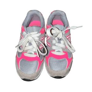 Girl’s New Balance Sneakers Size 11